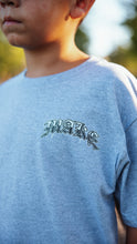 Load image into Gallery viewer, (MAKE SKATE YOUTH "T-SHIRT" - ("OLDE ENGLISH DRIP") GREY
