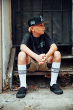 Load image into Gallery viewer, MAKE SKATE YOUTH "T-SHIRT" - (KRAKEN) BLACK
